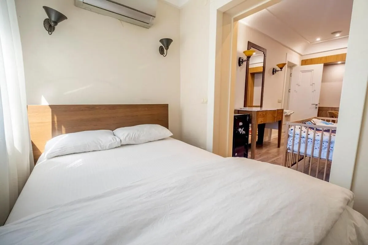 Super Central 3-Bedroom Apartment Istambul